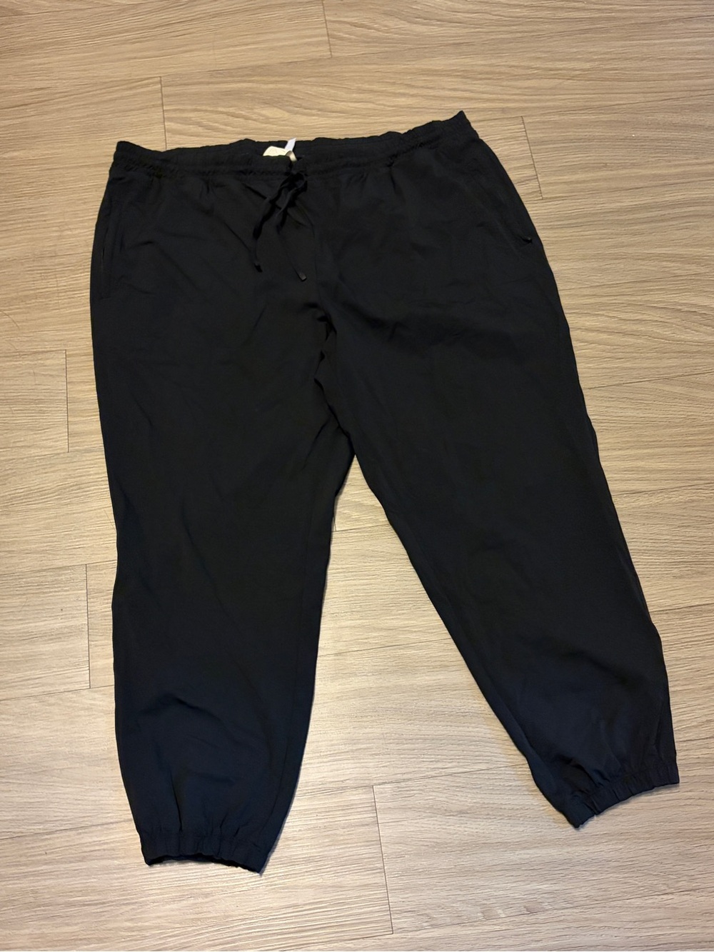 Fabletics Black Elastic Cuff Jogger Pants